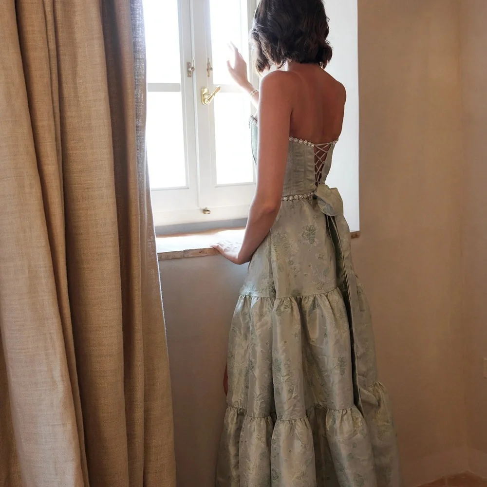 Elegant Green Strapless Dress - Picture 3 of 6